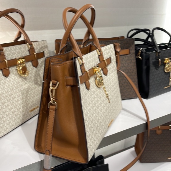 Michael Kors Hamilton Meidum Satchel Shoulder Crossbody 
Vanilla - Picture 16 of 16